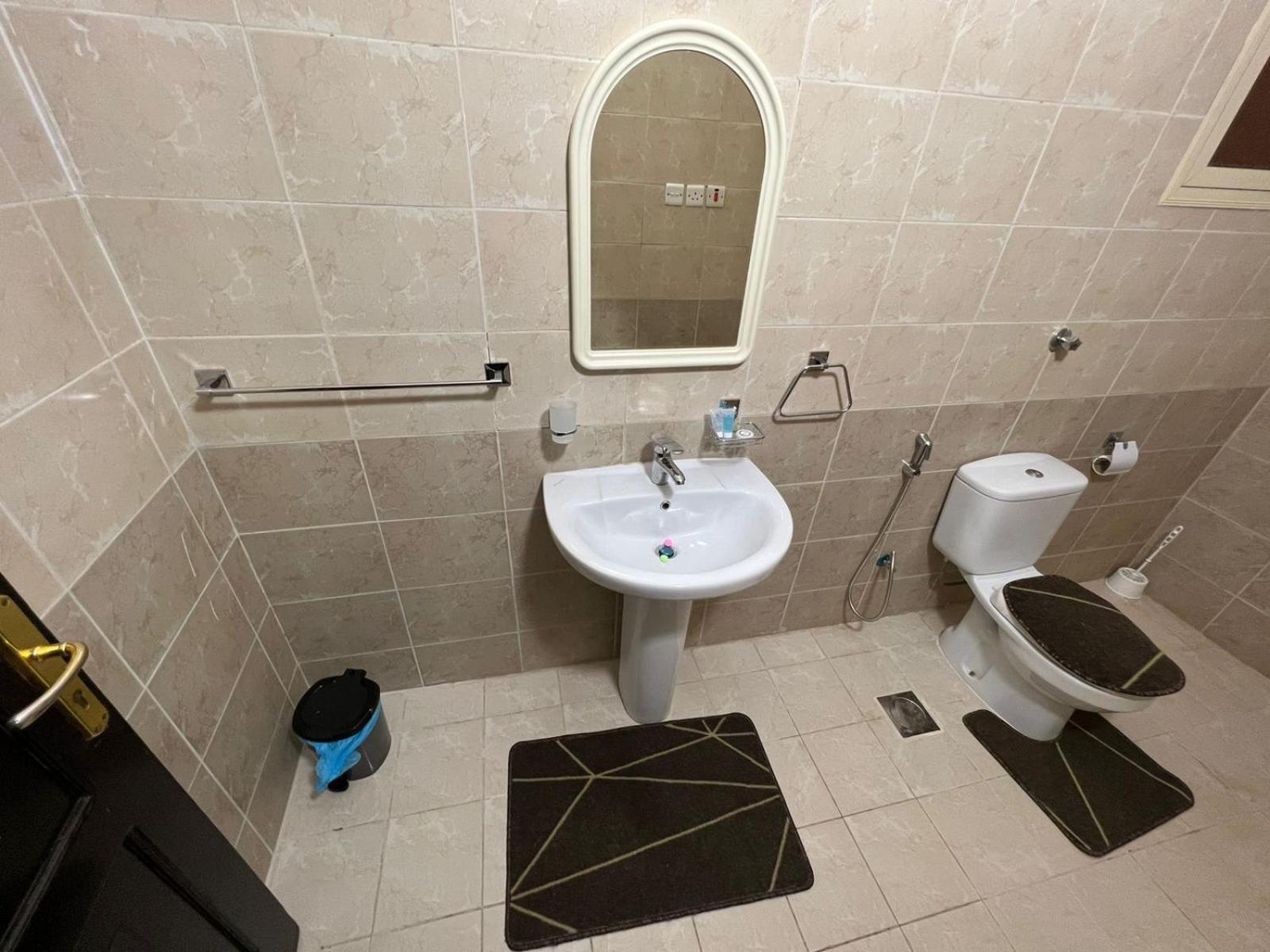 شقق الفتح الخاصة Al-Fateh Private Apartments Medina Exteriör bild
